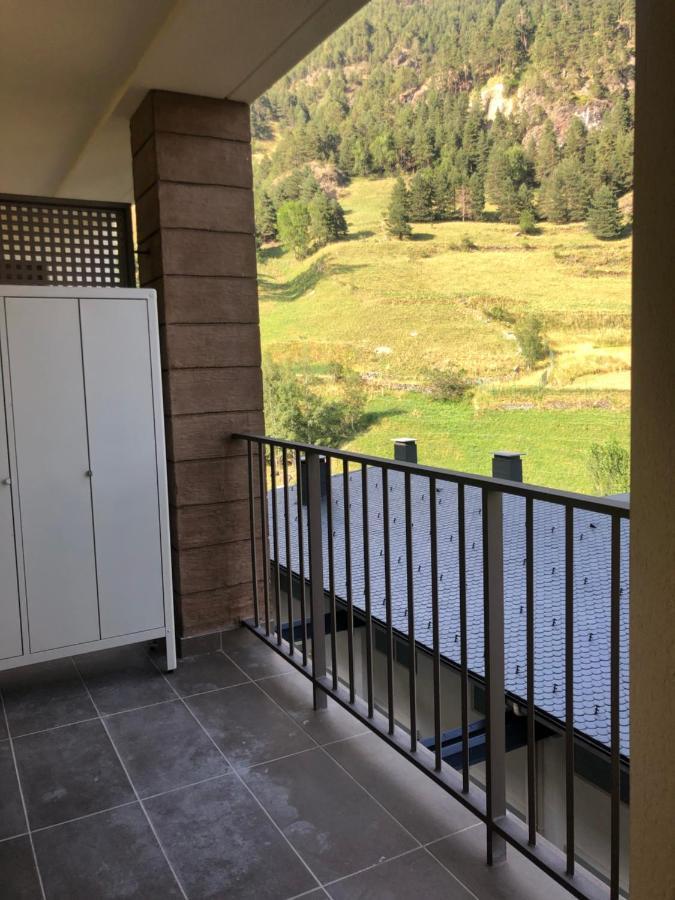 Ribasol Ski Park 5 Pers, Max 4 Adultos Mas Ninos Arinsal Exterior photo